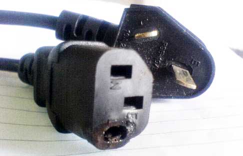 劣質電源線 劣質電源線